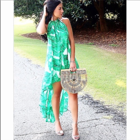 Olivaceous Dresses & Skirts - Olivaceous palm print halter maxi dress